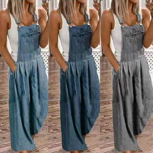 Casual denimficka jumpsuit med vida ben