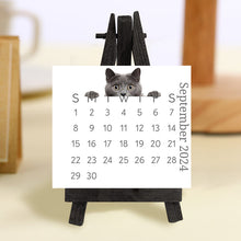 Ladda upp bild till gallerivisning, 🐱2024 kikar kattskrivbordskalender
