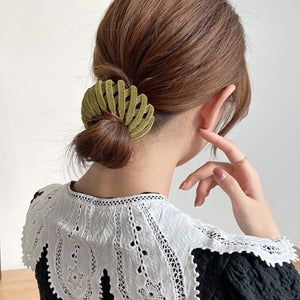 Sammet Nest Scrunchie