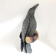 Ladda upp bild till gallerivisning, Raven Resin Wall Decoration
