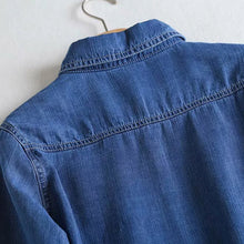 Ladda upp bild till gallerivisning, Pocket Long Sleeve Denim Shirt
