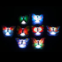 Ladda upp bild till gallerivisning, 3D LED Butterfly Decoration Night Light
